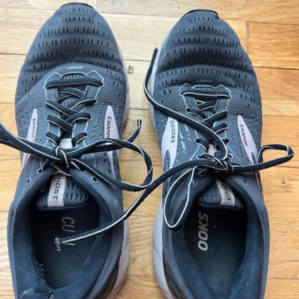 Size 10 - Brooks Ghost 13 Gray - Black Hushed Violet
